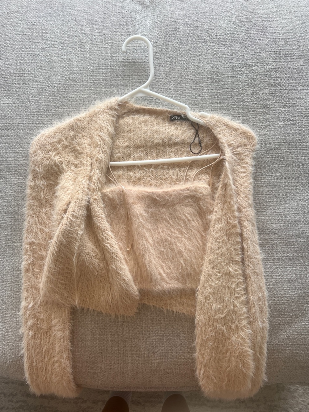 Zara Women's Beige Fuzzy Teddy Open-Front Jacket